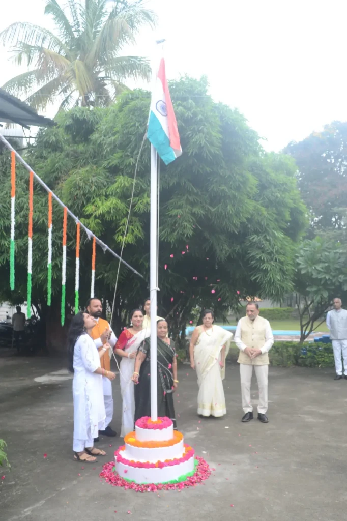 WhatsApp Image 2025-09-19 at 1.36.05 PM (7)